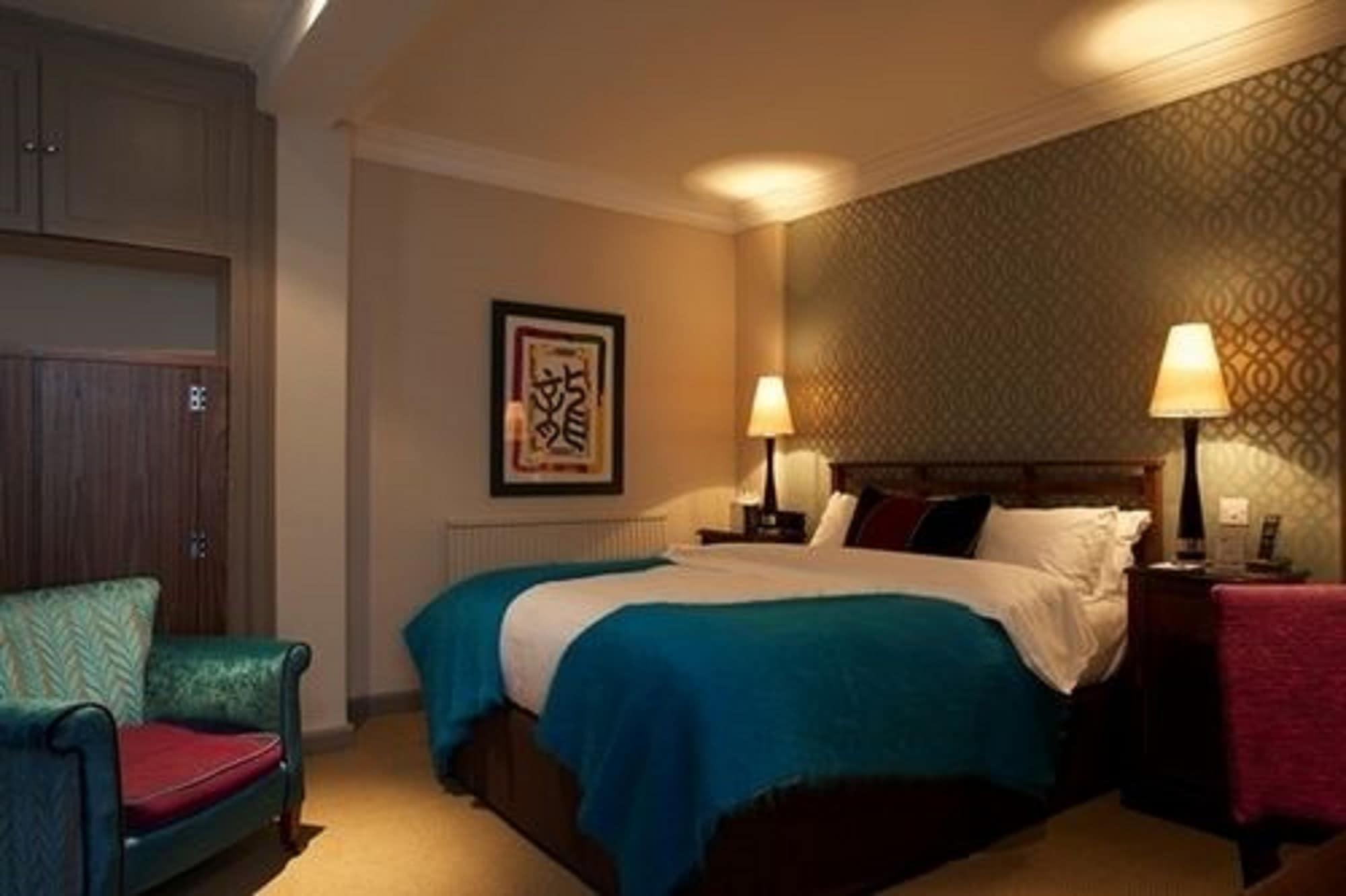 The Feathers Hotel Woodstock Extérieur photo