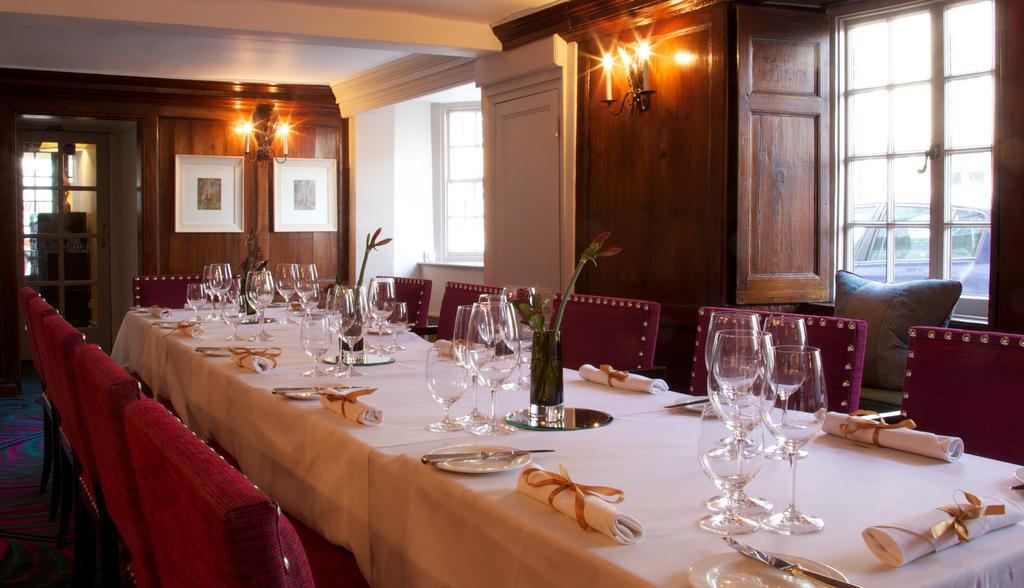The Feathers Hotel Woodstock Extérieur photo